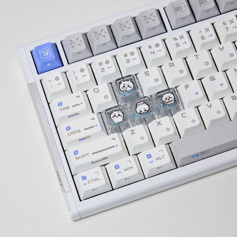 Gaming Keyboard Esports - Chiikawa 4 Buah Keycap Transparan Buatan